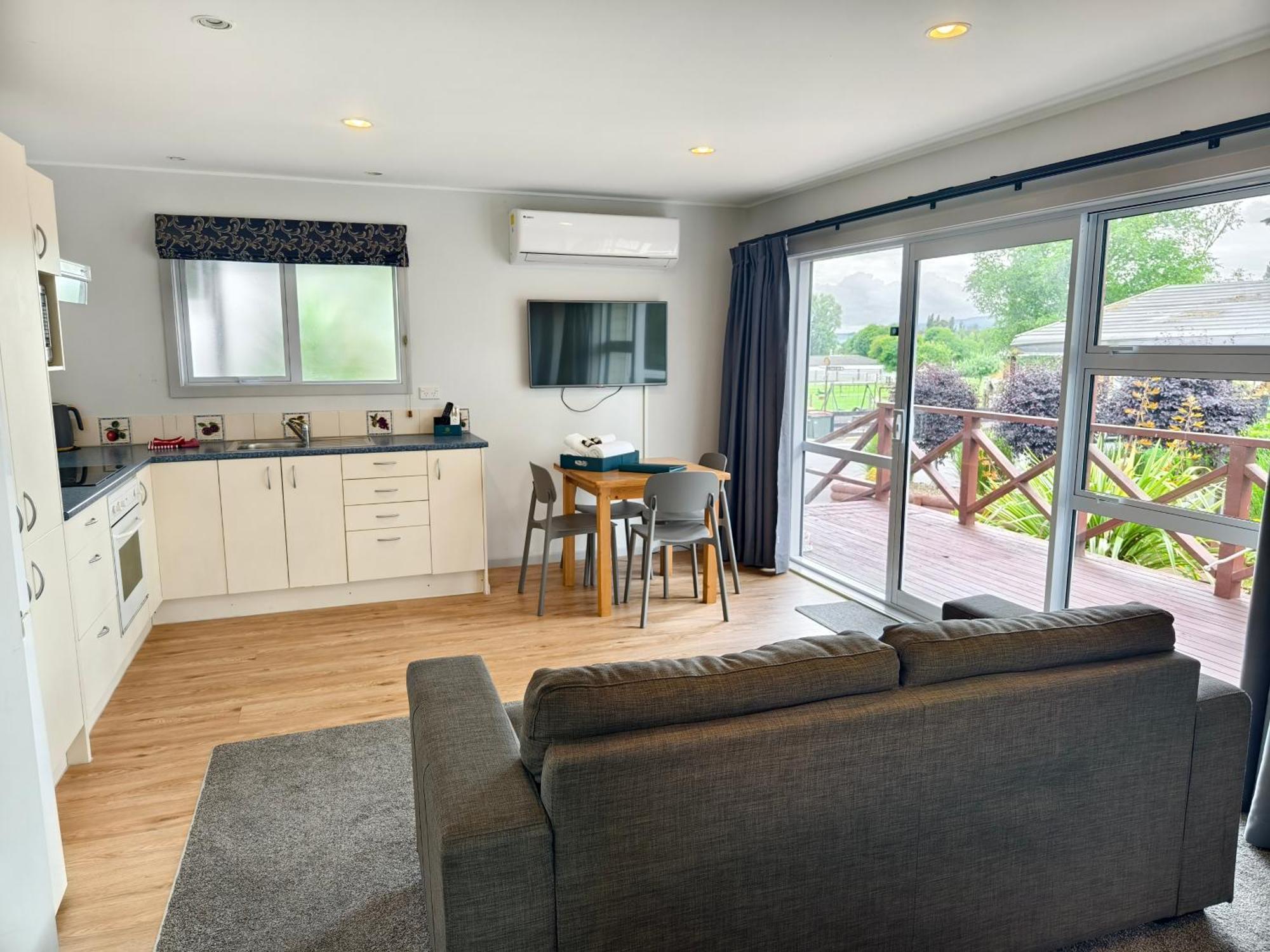 Hideaway Of Rotorua Motel Bagian luar foto